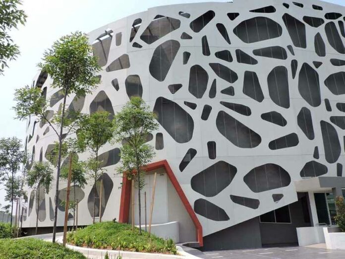 Бетонные фасады зданий - новые технологии и уникальные декоративные решения для создания неповторимого облика сооружения