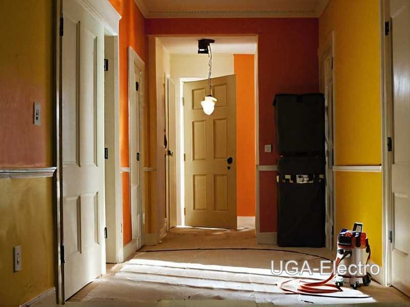 Как чистить ламинат в спальне?