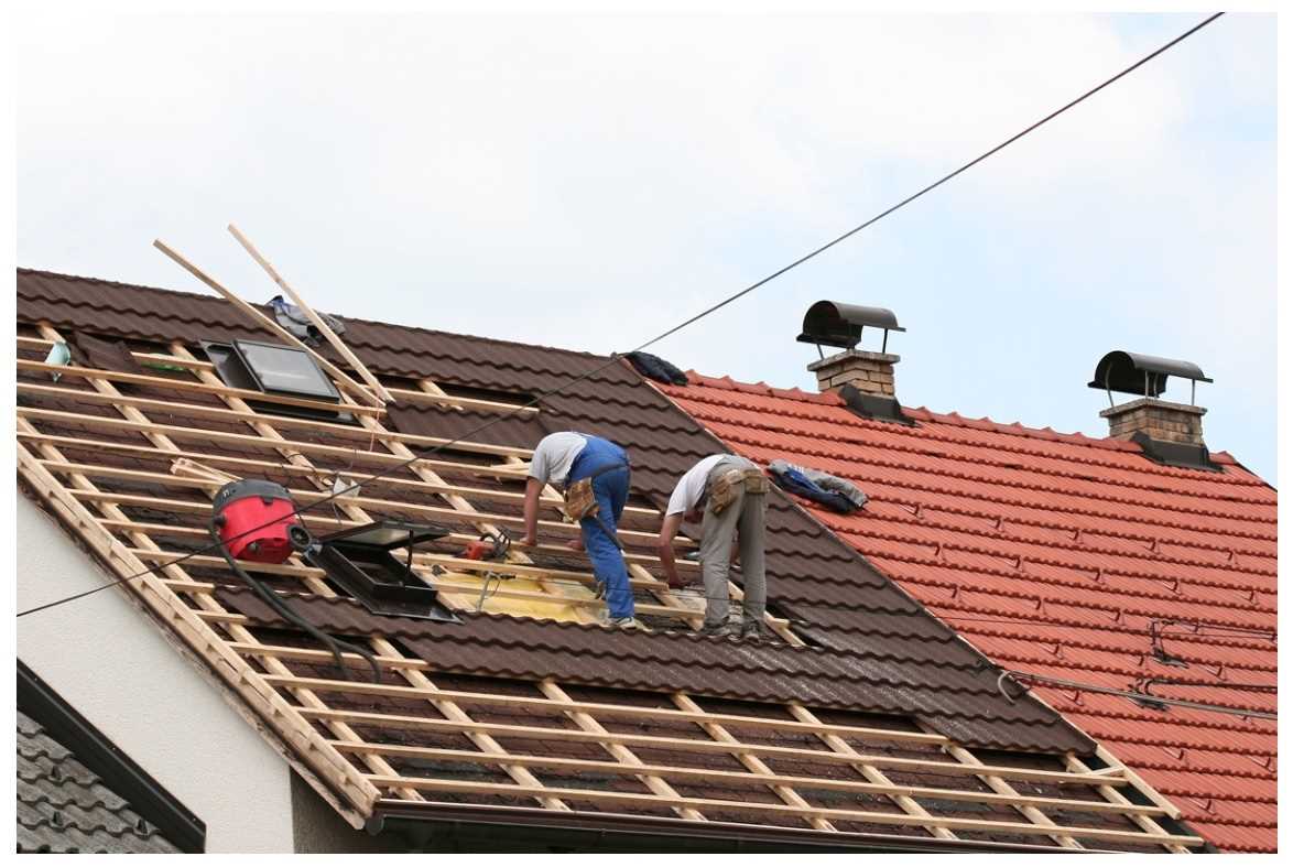 Ремонт и обновление крыши: когда и почему это необходимо